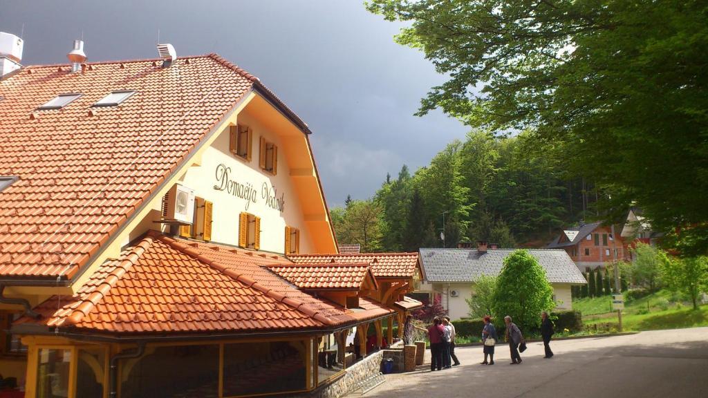 Domacija Vodnik & Apartments Cerklje na Gorenjskem Exteriör bild